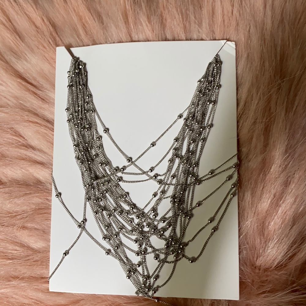 Nwt silver necklace